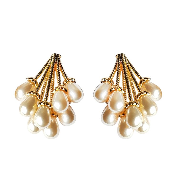 Metal Pearl Teardrop Stud