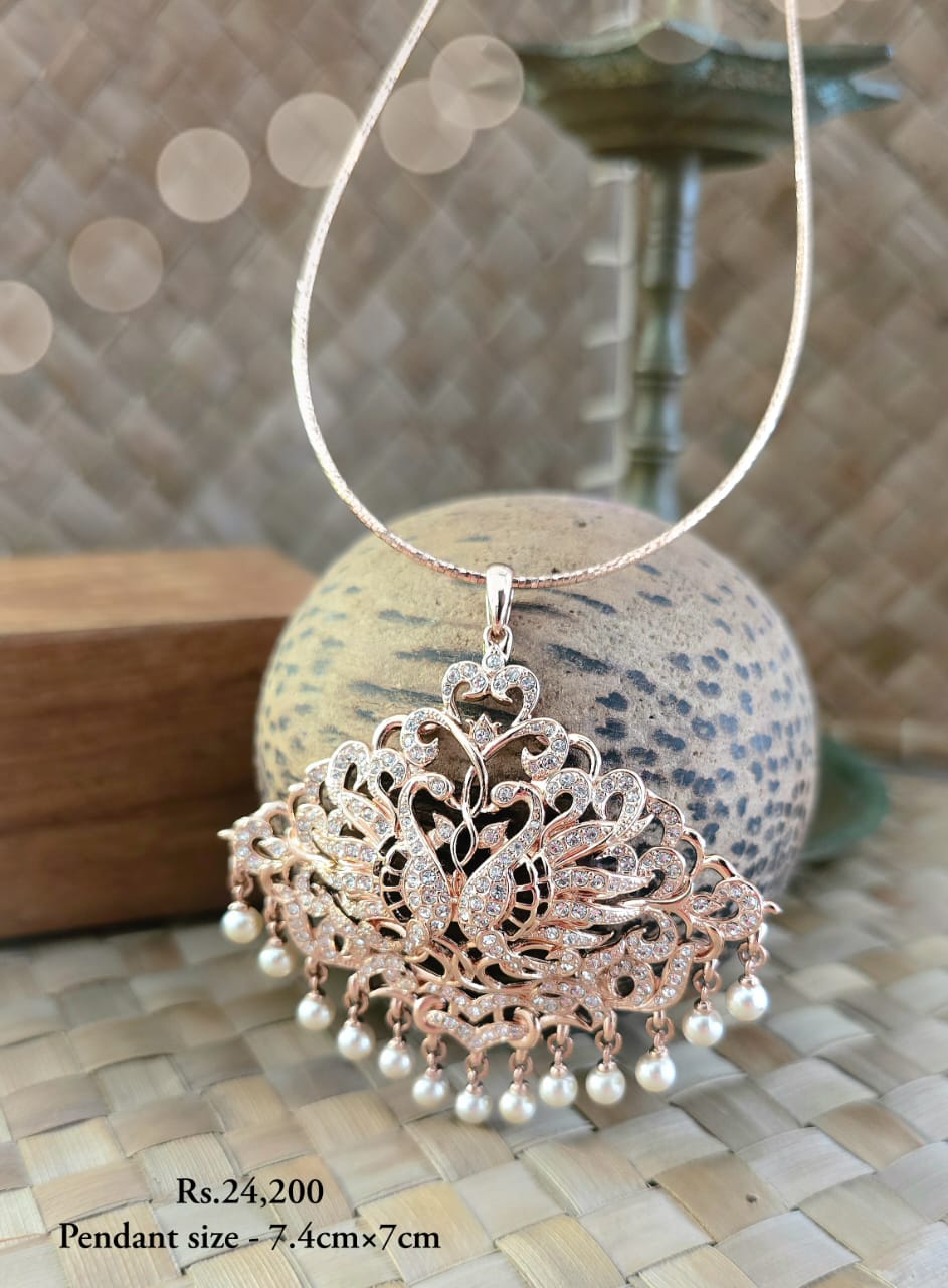 Lasso Hansaputtuwa Necklace (DP) - Image 3