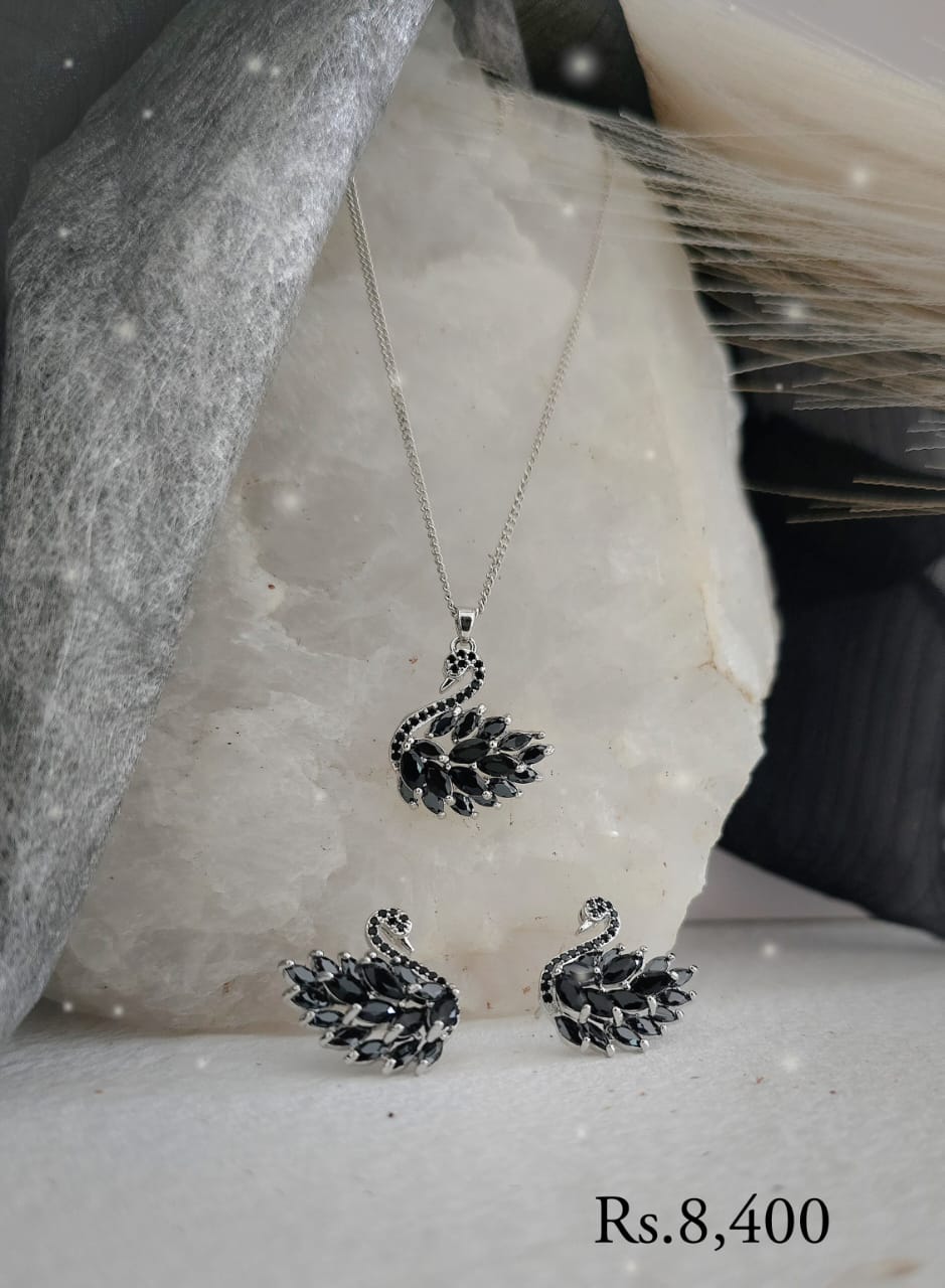 Swan Pendant Necklace Set - Image 18