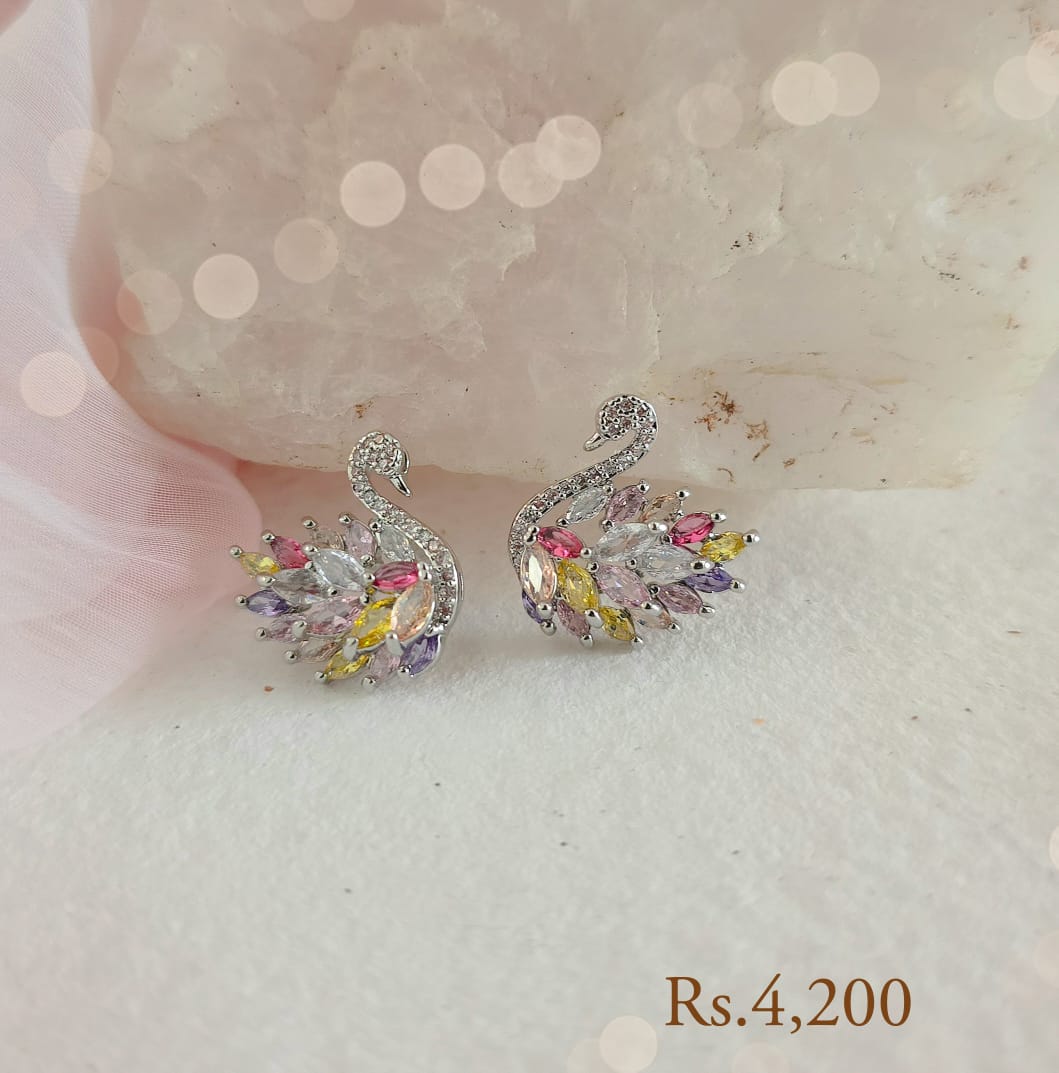 Swan Pendant Necklace Set - Image 21