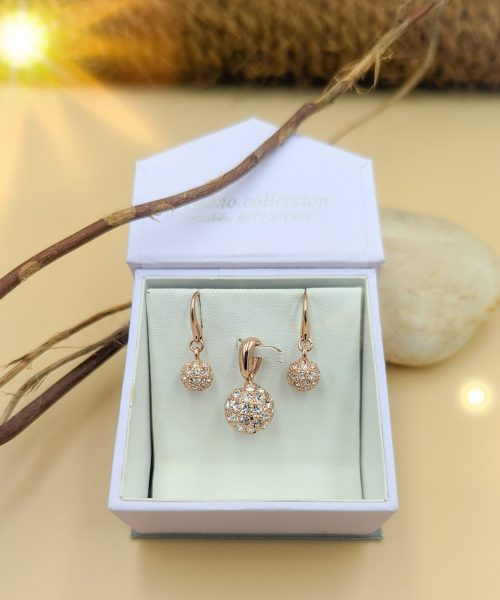 Ball Large Pendant & Hook Earring