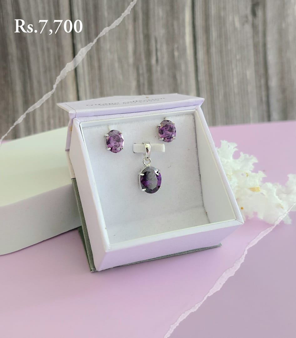 Coloured Stone pendant & Earring Set - Image 11