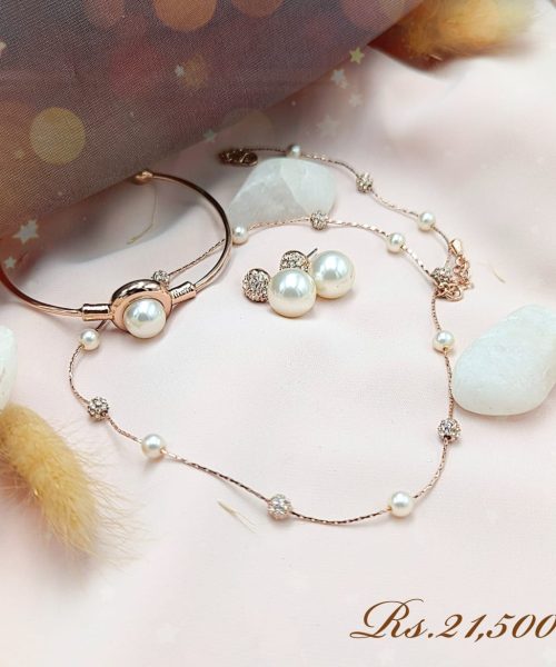 Pearl & Stone Ball Necklace Set
