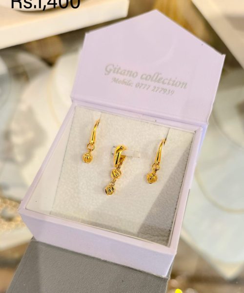 Metal Ball Pendant Set-Offer