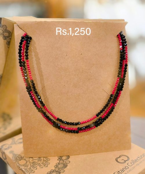 Red & Black Three Strand Necklace Gift Pack