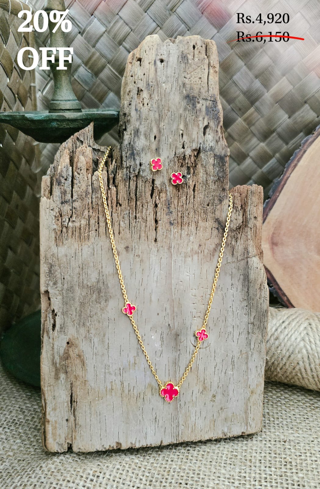 Red Van Cleef Collection - Image 12