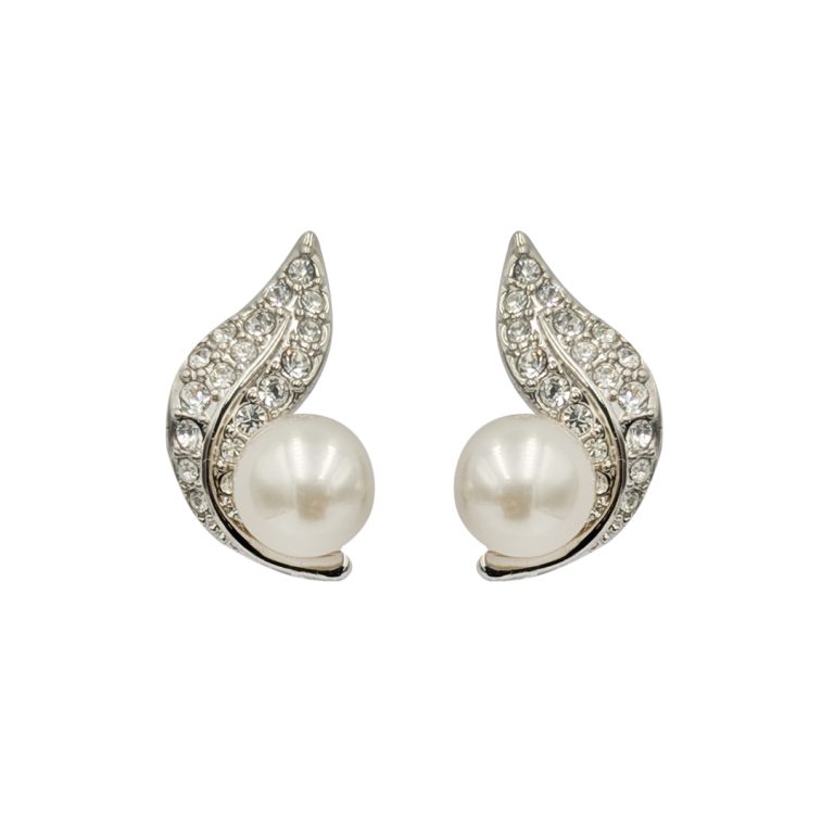 Foliage Pearl Stud Earring