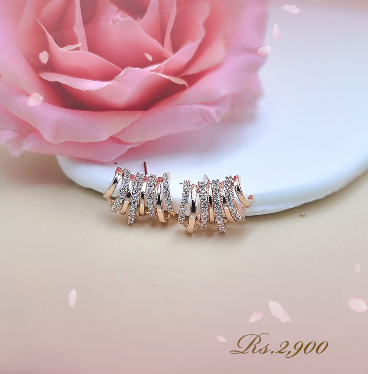 Stone Curved Fancy Earring - Image 3