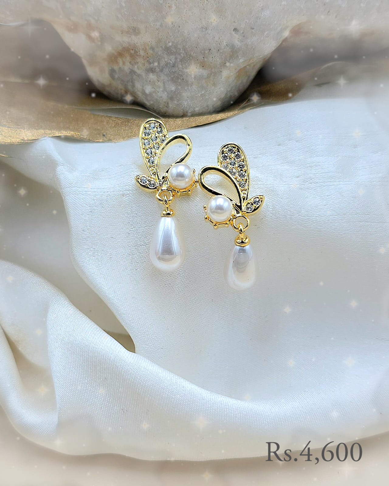 Botanic Beauty Pearl Teardrop Earring - Image 4