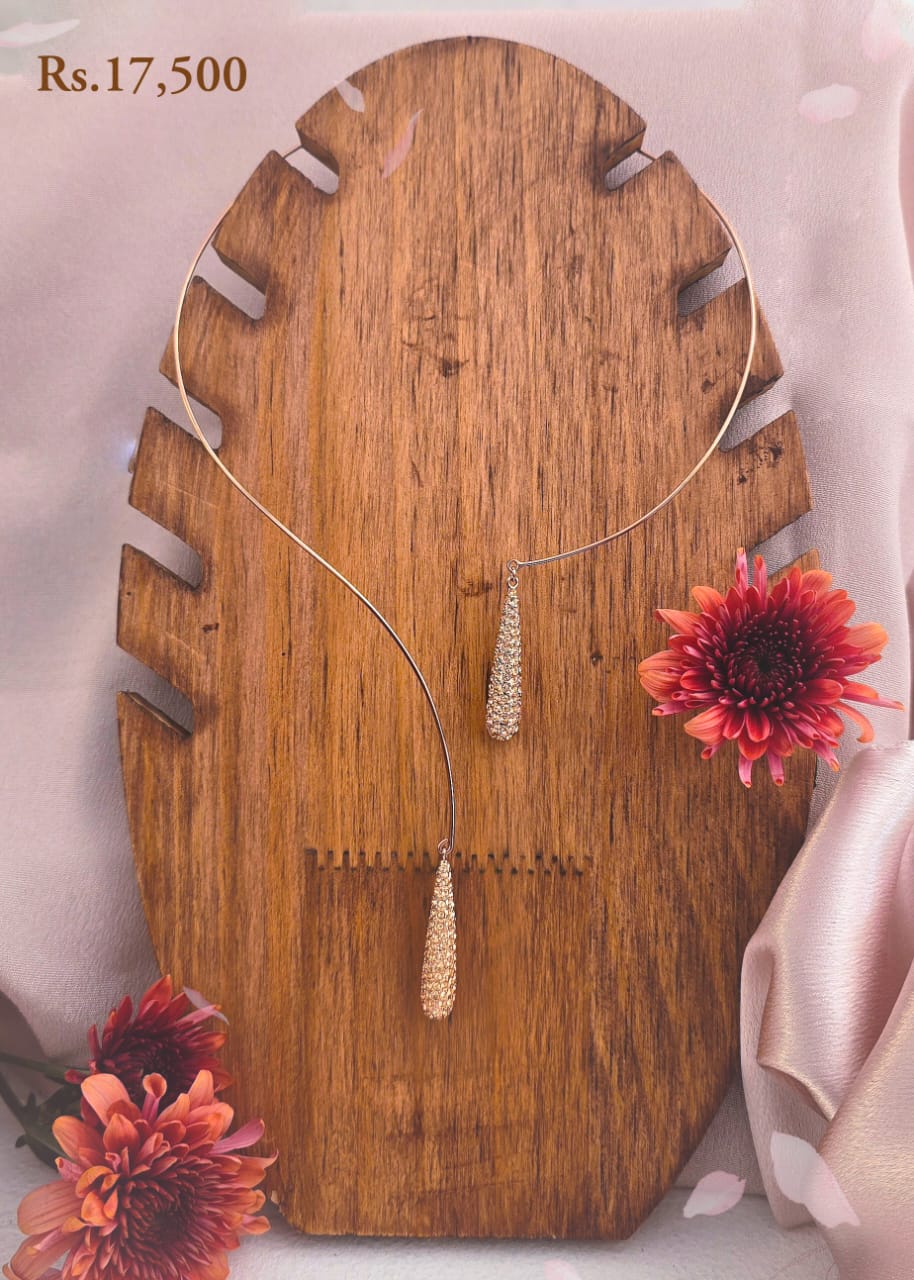 Long Stone Teardrop Front Open Necklace(SH) - Image 2