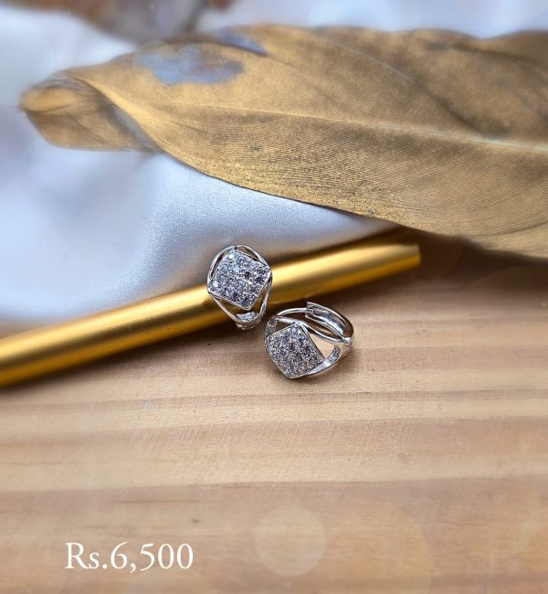 Luxe Square Hoop Earring - Image 4