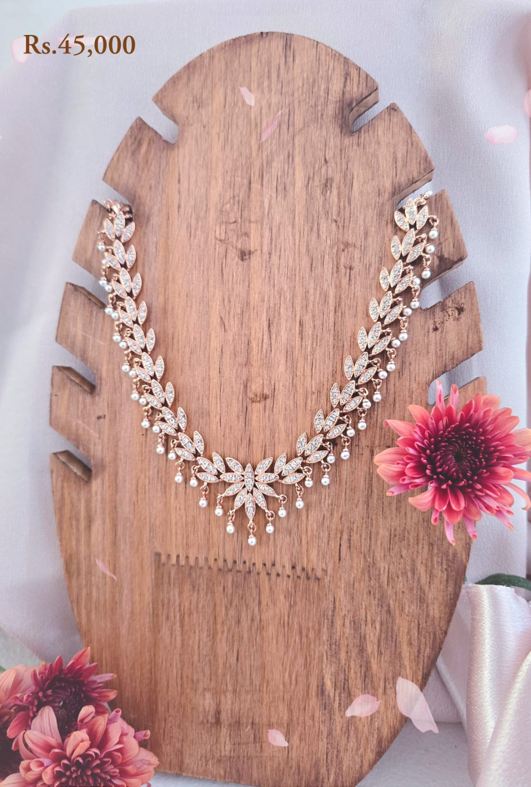 Pearl Bloom Stone Leaf Necklace