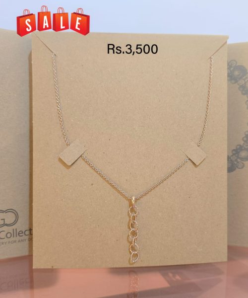 Artfully Linked Metal Pendant Necklace