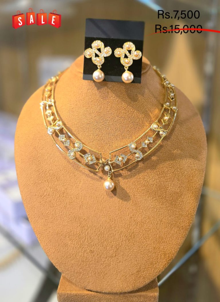 Pearl & Stone Choker Necklace Set