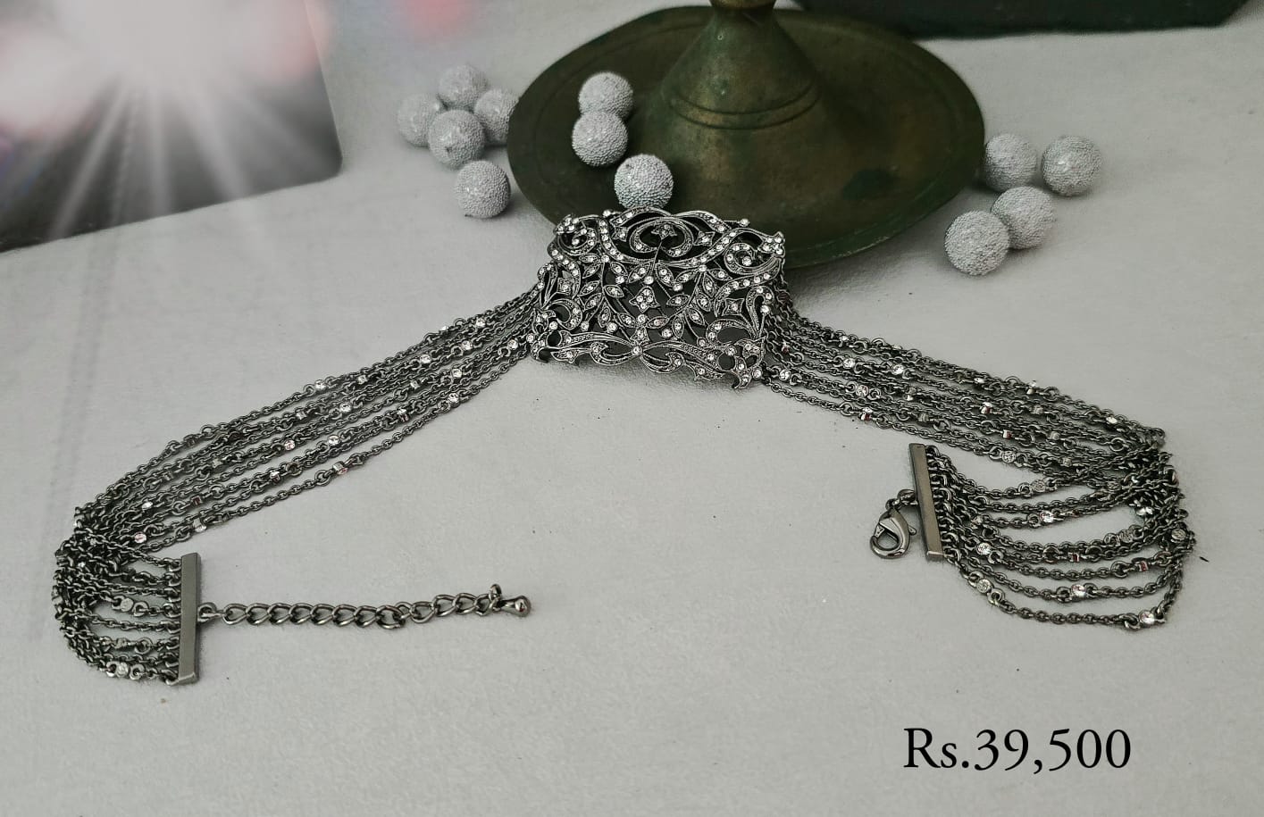 Leafy Drape Choker Set - Image 7