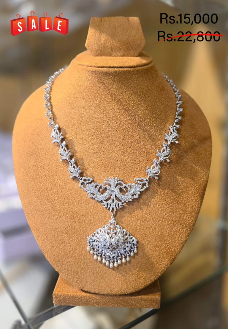 Silver Stone Leaf Hansaputtuwa Necklace