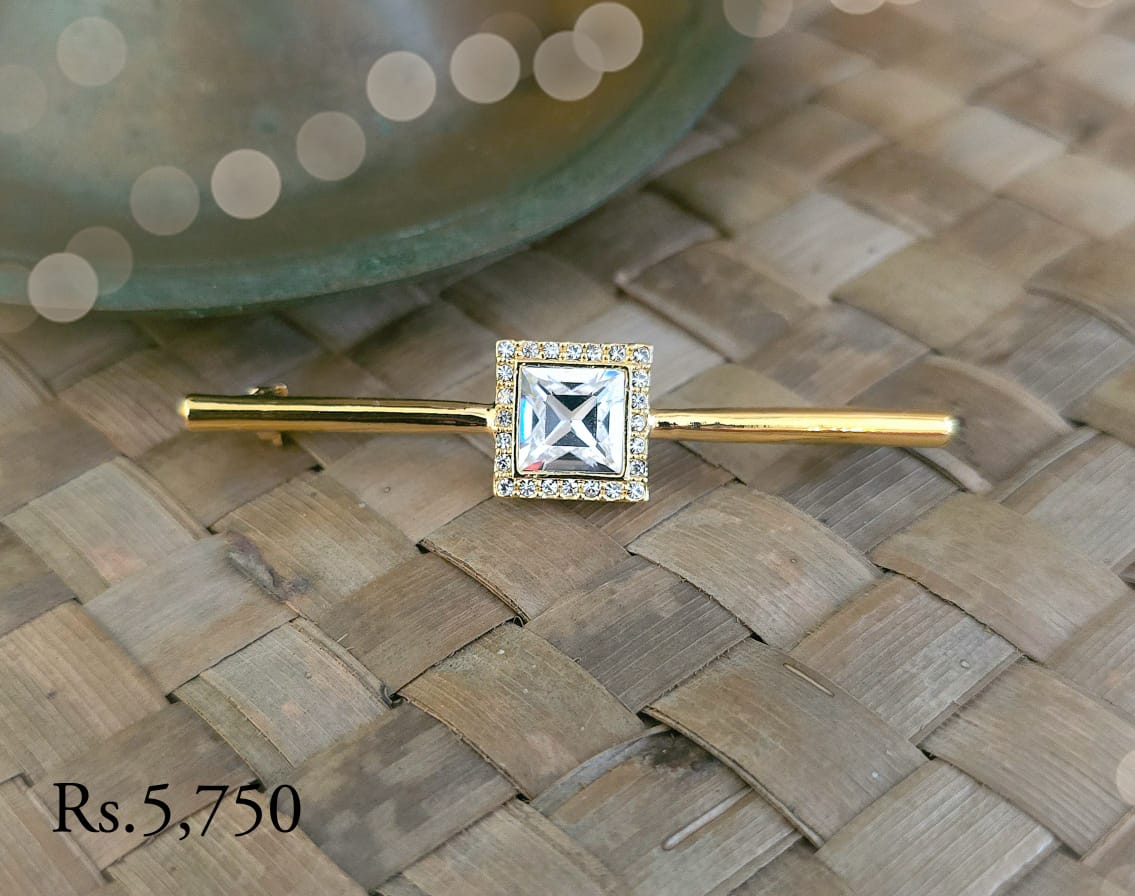 Square Stone Saree Pin - Image 2