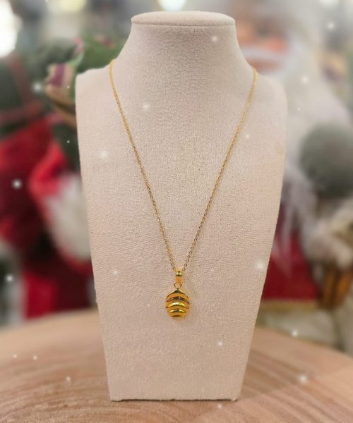 Signature Metal Leaf Pendant Necklace-CC