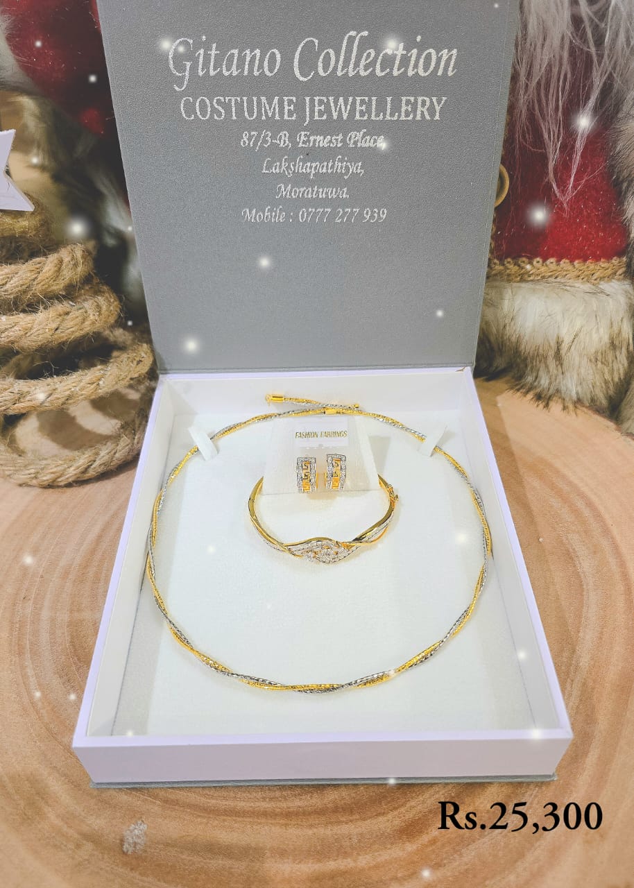 Twisted Lasso With Stone Bangle & Earring