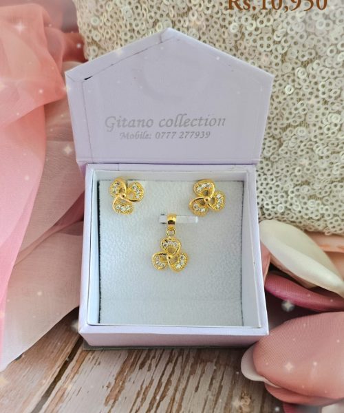 Signature Three Petal Stone Pendant Set-VC