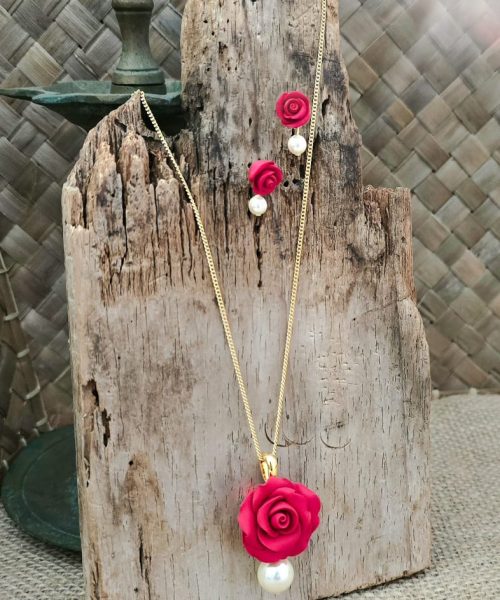 Red Clay Rose Pearl Drop Necklace Set