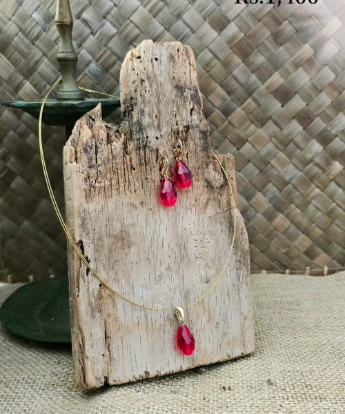 Red Crystal Teardrop Fancy Necklace Set