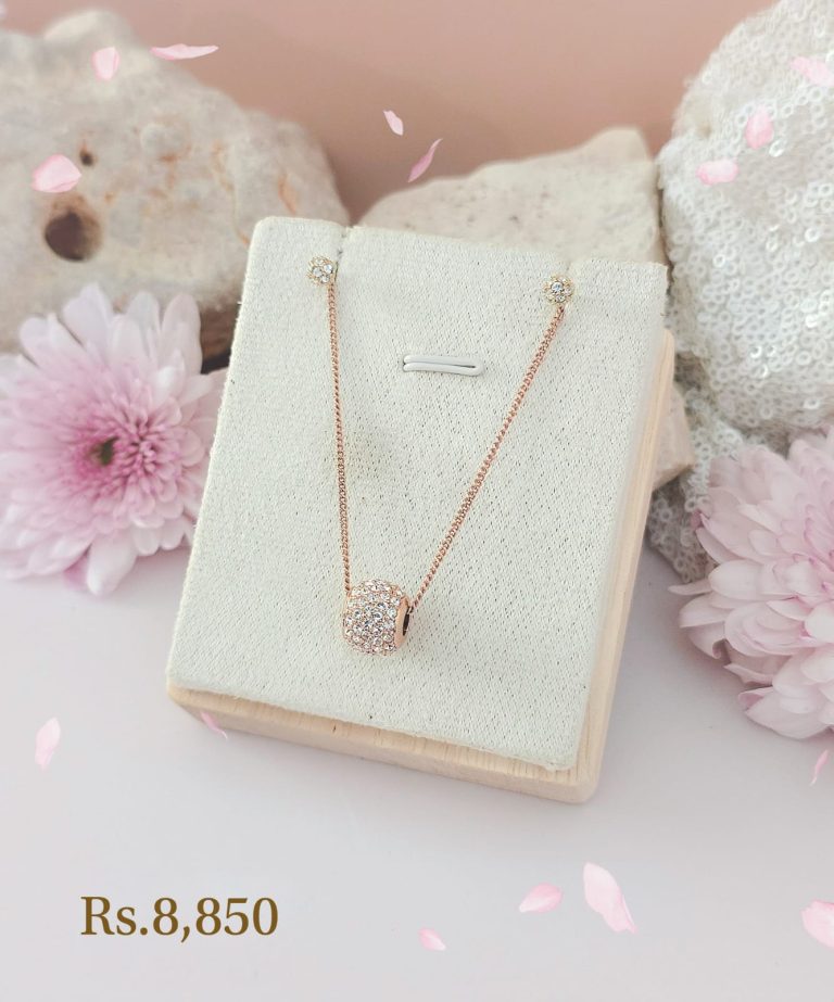 Passing Through Stone Ball Necklace Set