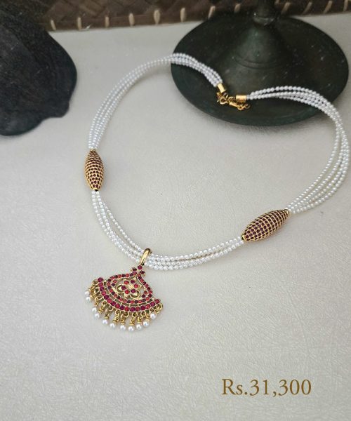Vintage Ruby Grace Pendant Necklace