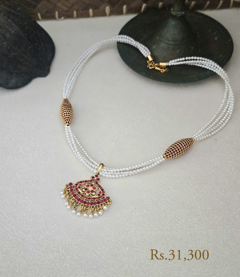 Vintage Ruby Grace Pendant Necklace