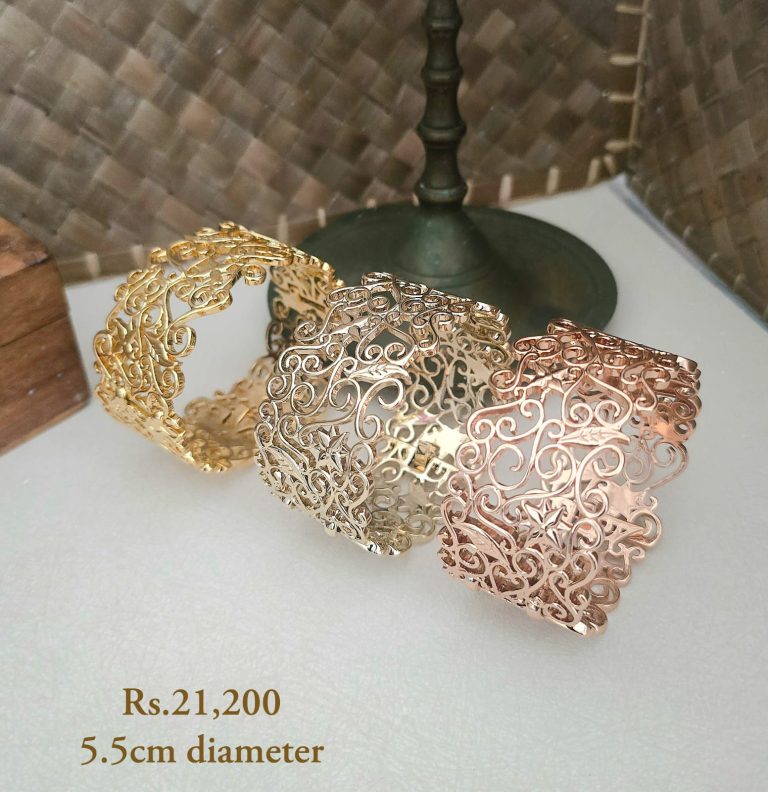 Imperial Swirl Bangle