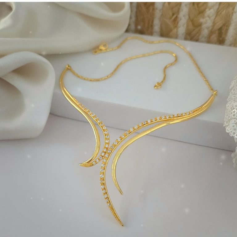 Metal & Stone Wave Necklace