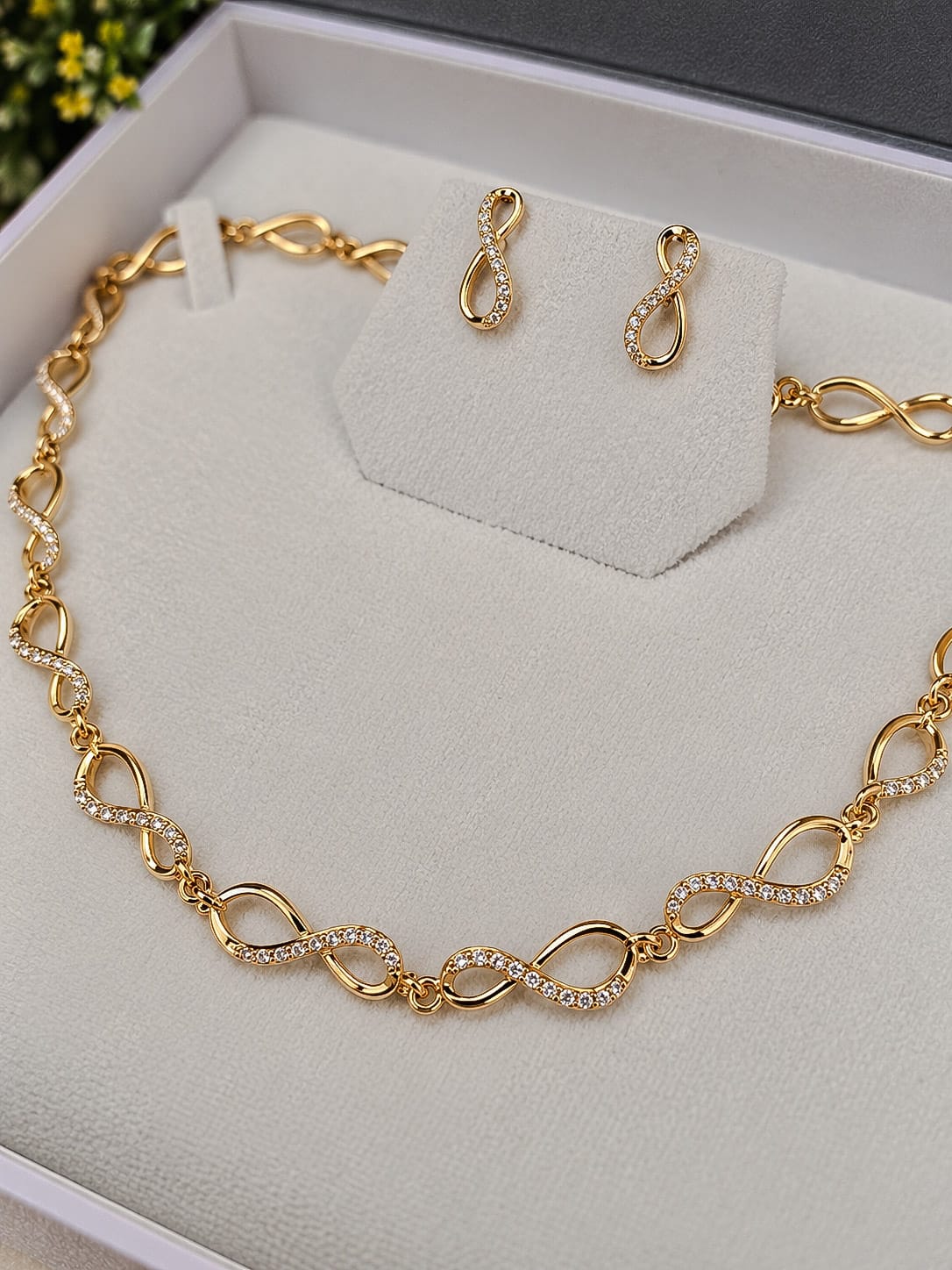 Infinity Necklace Set 1 Infinity Necklace Set